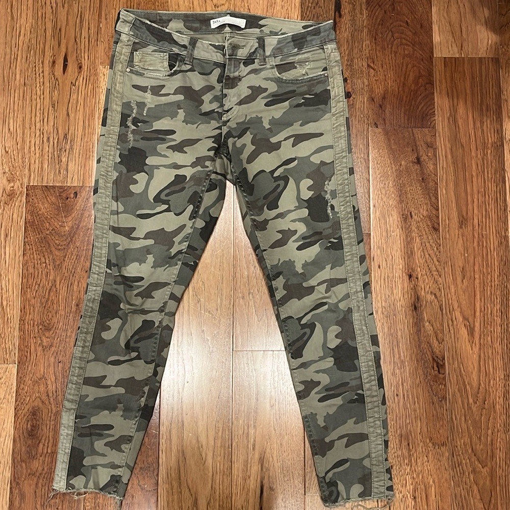 Zara camouflage jeans size 8